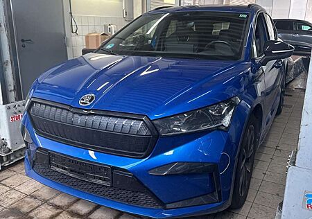 Skoda Enyaq 80x SPORTLINE/MTRX/ACC/PANO/KAM/WÄRMEPUMPE