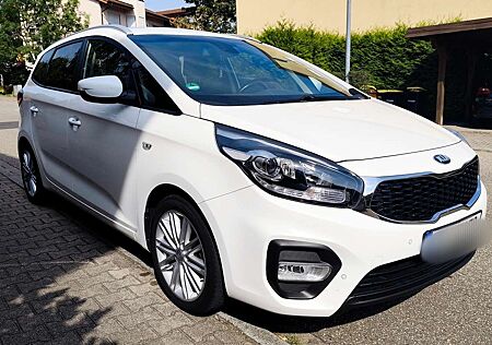 Kia Carens 1.6 GDI Dream-Team Edition