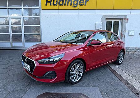 Hyundai i30 Fastback Trend LED KAMERA SITZ-/LENKRADHZG NAVI
