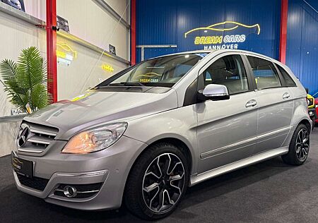 Mercedes-Benz B 200 *PDC*AHK*KLIMA*BLUETOOTH*ALLWETTER*SHZG