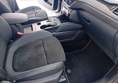 Ford Kuga Hybrid 2.5 Duratec FHEV ACTIVE X
