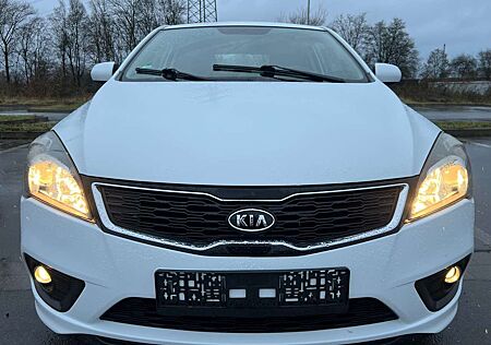 Kia Cee'd Ceed / Ceed 1.4 CVVT Attract