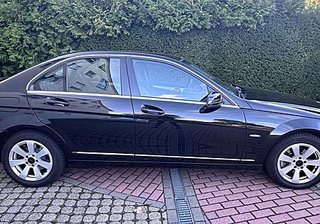 Mercedes-Benz C 200 CGI BlueEfficiency (204.048)