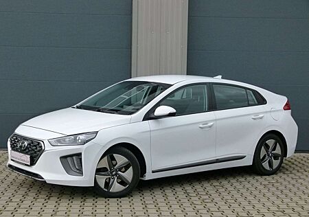 Hyundai Ioniq 1,6 Hybrid Kamera PDC ACC Autoamtik