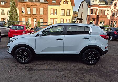 Kia Sportage Attract 2WD "1 Hand, TÜV/AU neu, Leder, Navi" "