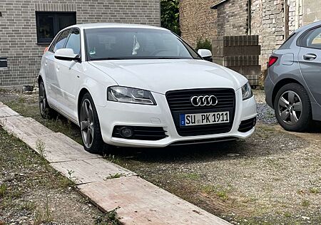 Audi A3 2.0 TDI Sportback DPF S line Sportpaket