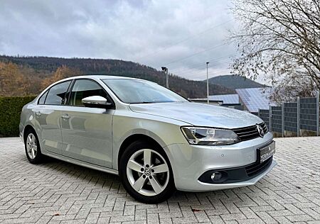 VW Jetta Volkswagen VI 1.2 TSI Comfortline Shz-Klima-1.Hand