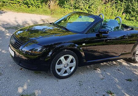Audi TT Roadster 8N9 1.8 T mit Original Hardtop