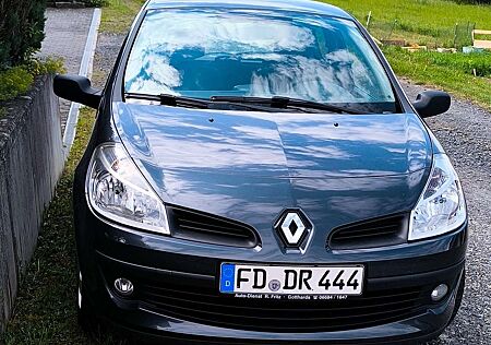 Renault Clio 1.2 16V Authentique