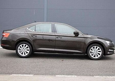 Skoda Superb 1.5 TSI DSG Style
