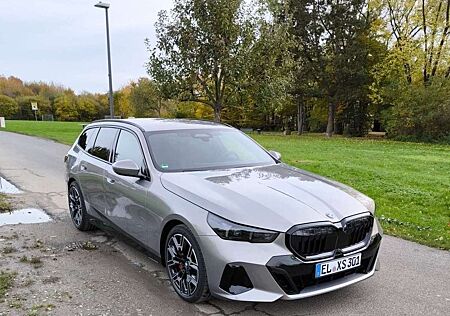 BMW 540d 540 xDriveTouring, MSport Pro, Hinterachslenkung