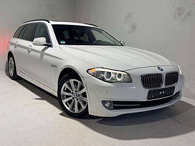 BMW 520 d Touring*Panorama*Navi*