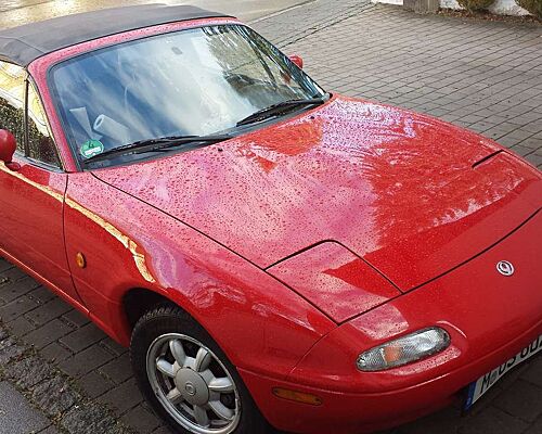 Mazda MX-5 Wunderschöner roter MX-5