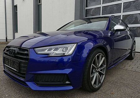 Audi S4 Avant 3.0 TFSI Magnetic/Pano/AHK/Virtual/360°