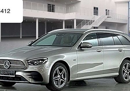 Mercedes-Benz E 300 de 4M 2x AMG Line LED HeadUp WidescrDistr+
