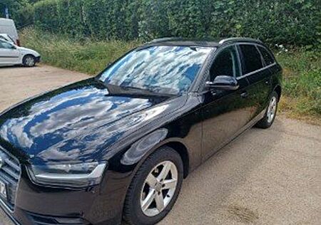 Audi A4 Avant Diesel Avant 2.0 TDI DPF Attraction