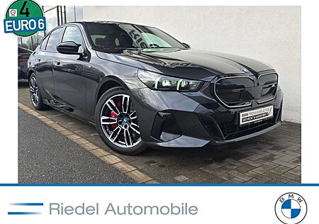 BMW M6 i5 M60 xDrive Panorama Klimaaut. AHK Memory vorn
