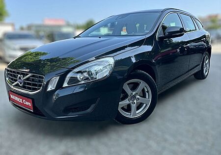 Volvo V60 Kombi Momentum