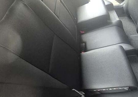 Mercedes-Benz C 220 d T 9G-TRONIC Avantgarde