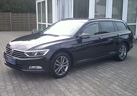 VW Passat Variant Volkswagen R-Line Felgen LED Scheinwerfer