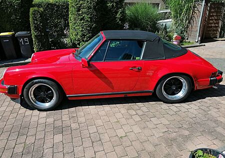 Porsche 911 Carrera Cabriolet