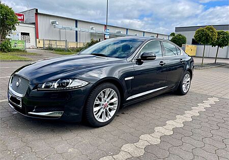 Jaguar XF 2.2 Diesel