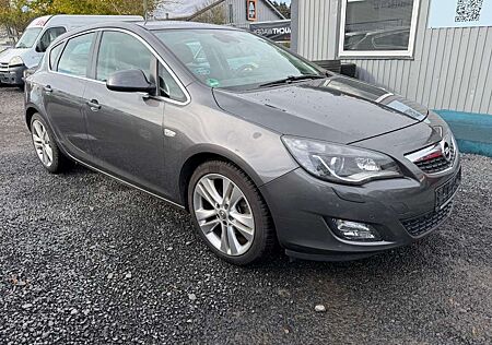 Opel Astra J Lim. 5-trg. Innovation