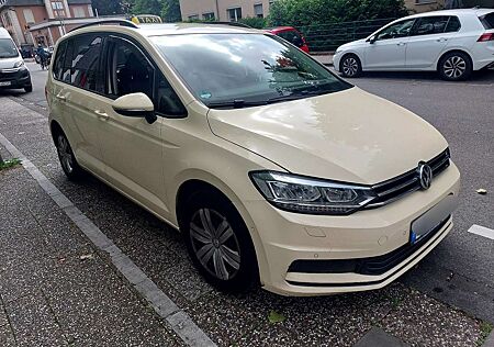 VW Touran Volkswagen 2.0 TDI SCR DSG TAXi