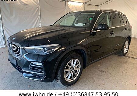 BMW X5 xDr 30 LED 18" Nav Driving Ass CockpProf 360K