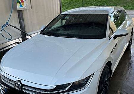 VW Arteon Volkswagen Shooting Brake 2.0 TDI SCR DSG R-Line