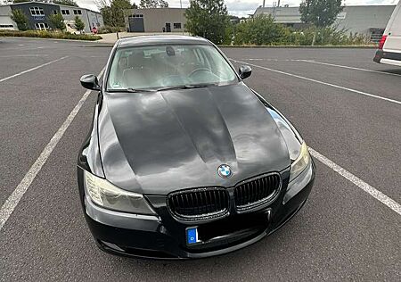 BMW 320d 320 xDrive - Leder - HU/AU 01/27