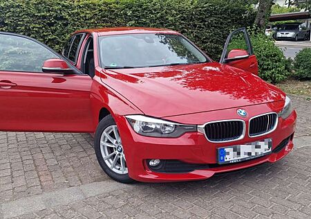 BMW 318 Touring Aut*Sportmode*Navi*PDC