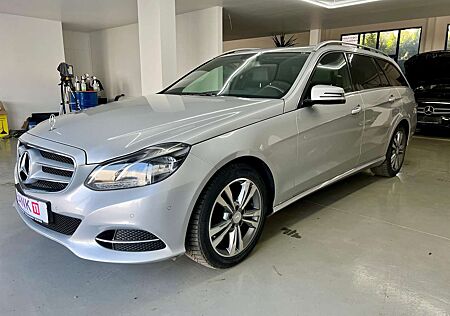 Mercedes-Benz E 200 CGI BlueEfficiency (212.234)