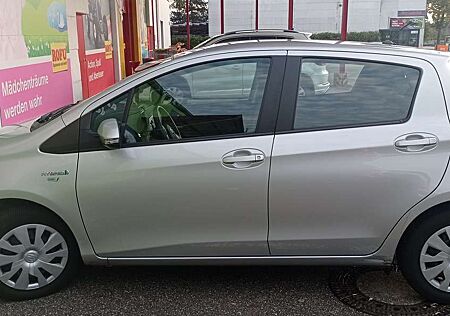 Toyota Yaris Hybrid 1.5 VVT-i Comfort