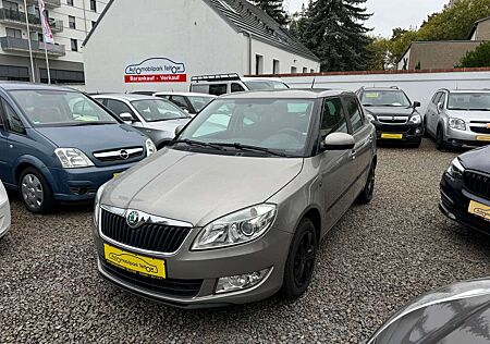 Skoda Fabia Elegance, *Tempomat, PDC, 1. Hand*