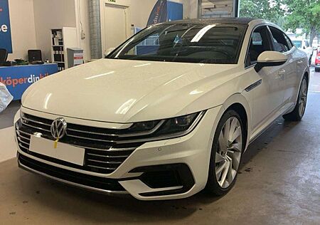 VW Arteon Volkswagen 2.0 TDI SCR 4Motion DSGR-Line