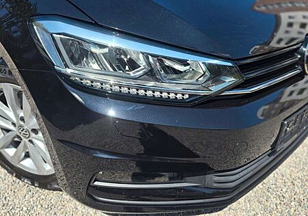 VW Touran Volkswagen 2.0 TDI SCR DSG Comfortline