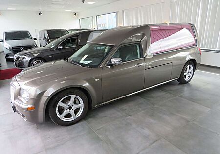 Chrysler 300C Hentschke Bestattungswagen / Leichenwagen