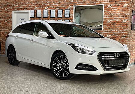 Hyundai i40 cw blue Style-Leder-Navi-AHK-Alu 18"-Spurhal