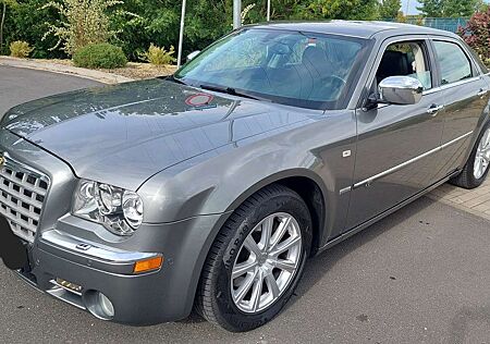 Chrysler 300C 3.0 CRD DPF Automatik / 62000km!