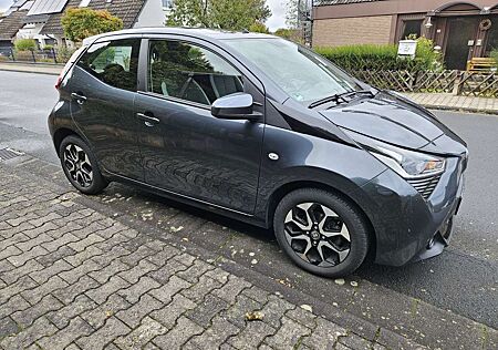Toyota Aygo gebraucht kaufen Toyota Aygo x-play club