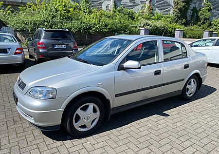 Opel Astra 1.6 Elegance Rentnerfahrzeug, Automatik-Getriebe