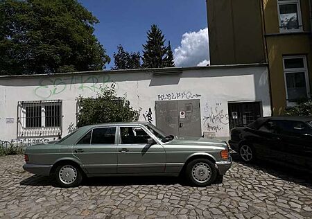Mercedes-Benz S 300 SE