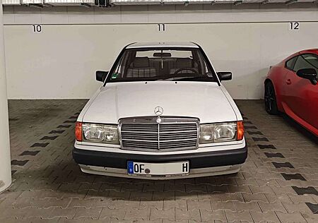 Mercedes-Benz 190 E 1.8