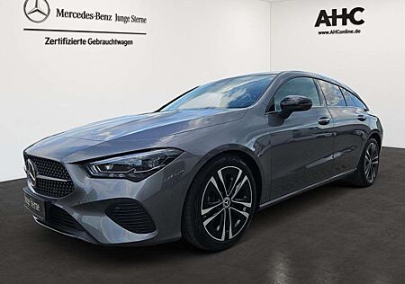 Mercedes-Benz CLA 180 SB Night AHK Pano KeyLess Totwi. Ambie.