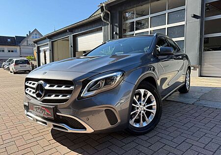 Mercedes-Benz GLA 180 2.Hand Navigation Euro 6 48tkm Ahk 8-Fa.