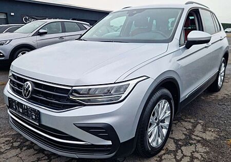 VW Tiguan Volkswagen Life 1.Hand Leder Kamera ACC LED
