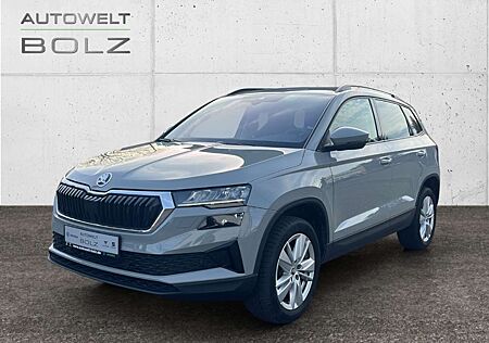 Skoda Karoq Selection 1.5 TSI Navi DigiCock LED Kamera Mehrzon