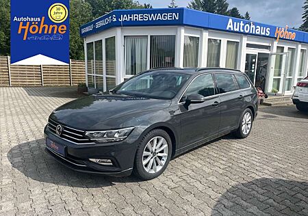 VW Passat Variant Volkswagen 2.0 TDI DSG Business AZV R-Line