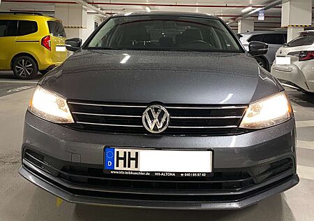 VW Jetta Volkswagen 1.6 TDI DSG Comfortline